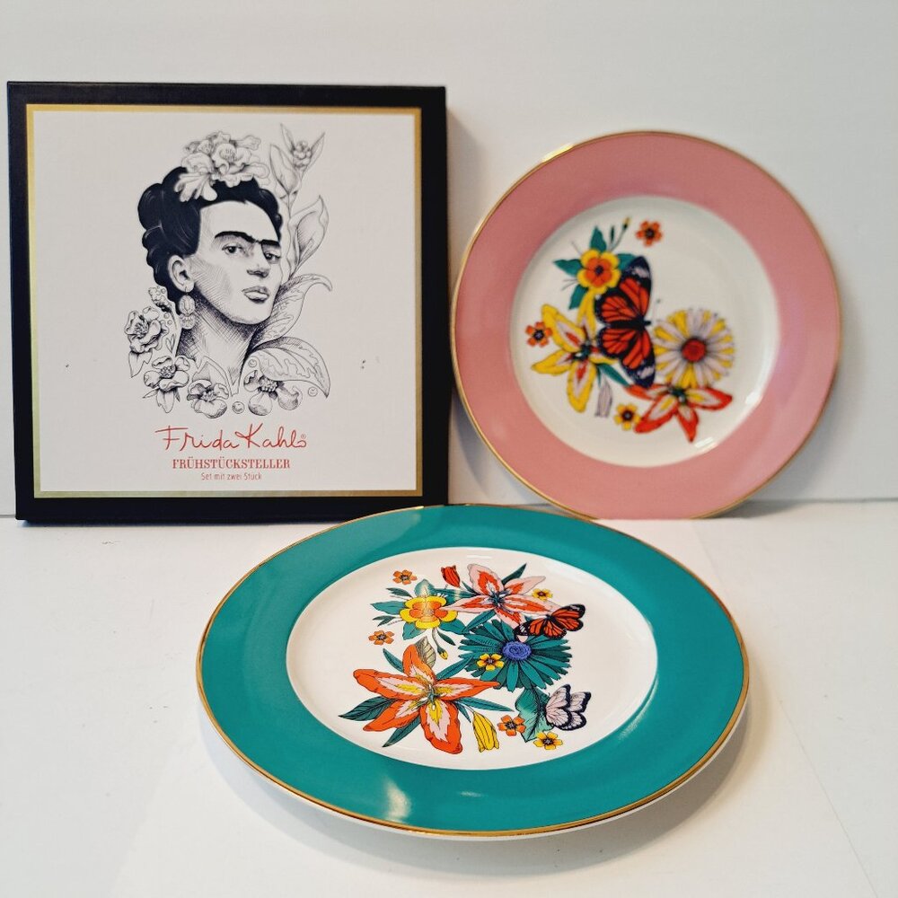 RARE Frida Kahlo Bone China 8" plates, floral design, boxed 2022
